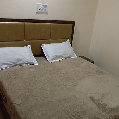 Hotel Divine Residency à Navi Mumbai Extérieur photo